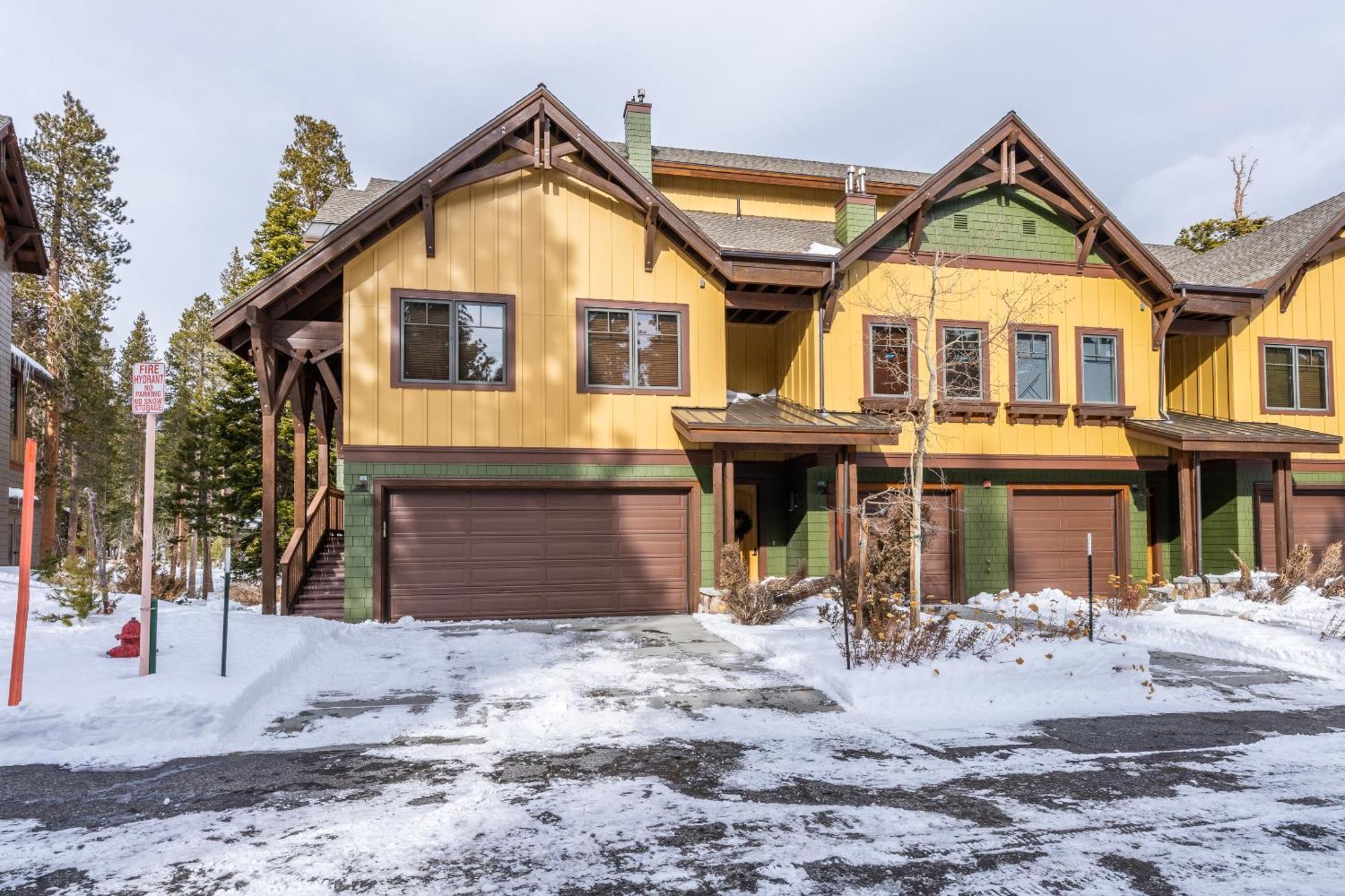 Upscale 4 Bed, 3 Bath At The Woodwinds With Amazing Mountain Views And Golf Course Access And Private Hot Tub And Garage Sleeps 10 Villa Mammoth Lakes Luaran gambar