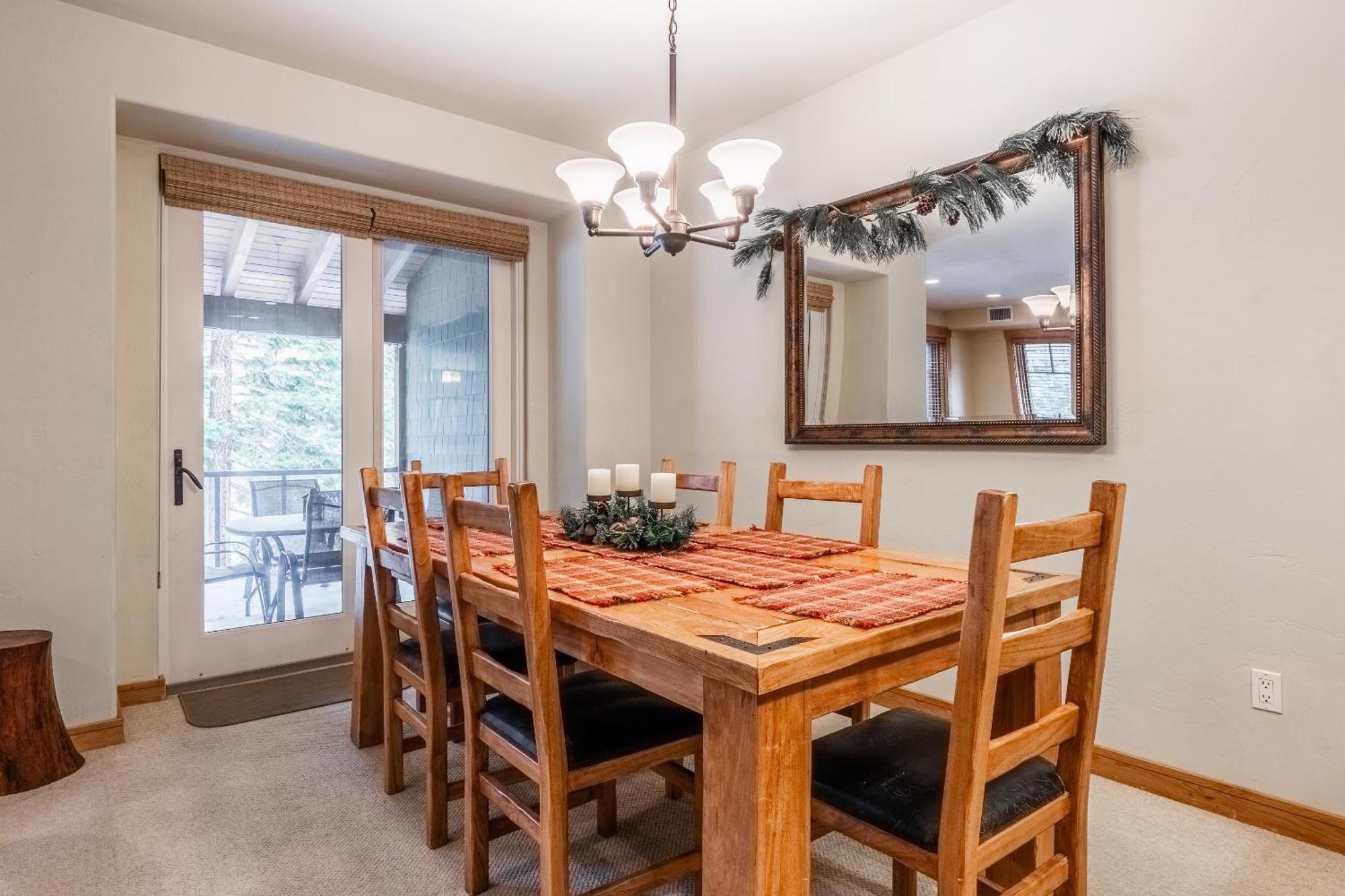 Upscale 4 Bed, 3 Bath At The Woodwinds With Amazing Mountain Views And Golf Course Access And Private Hot Tub And Garage Sleeps 10 Villa Mammoth Lakes Luaran gambar